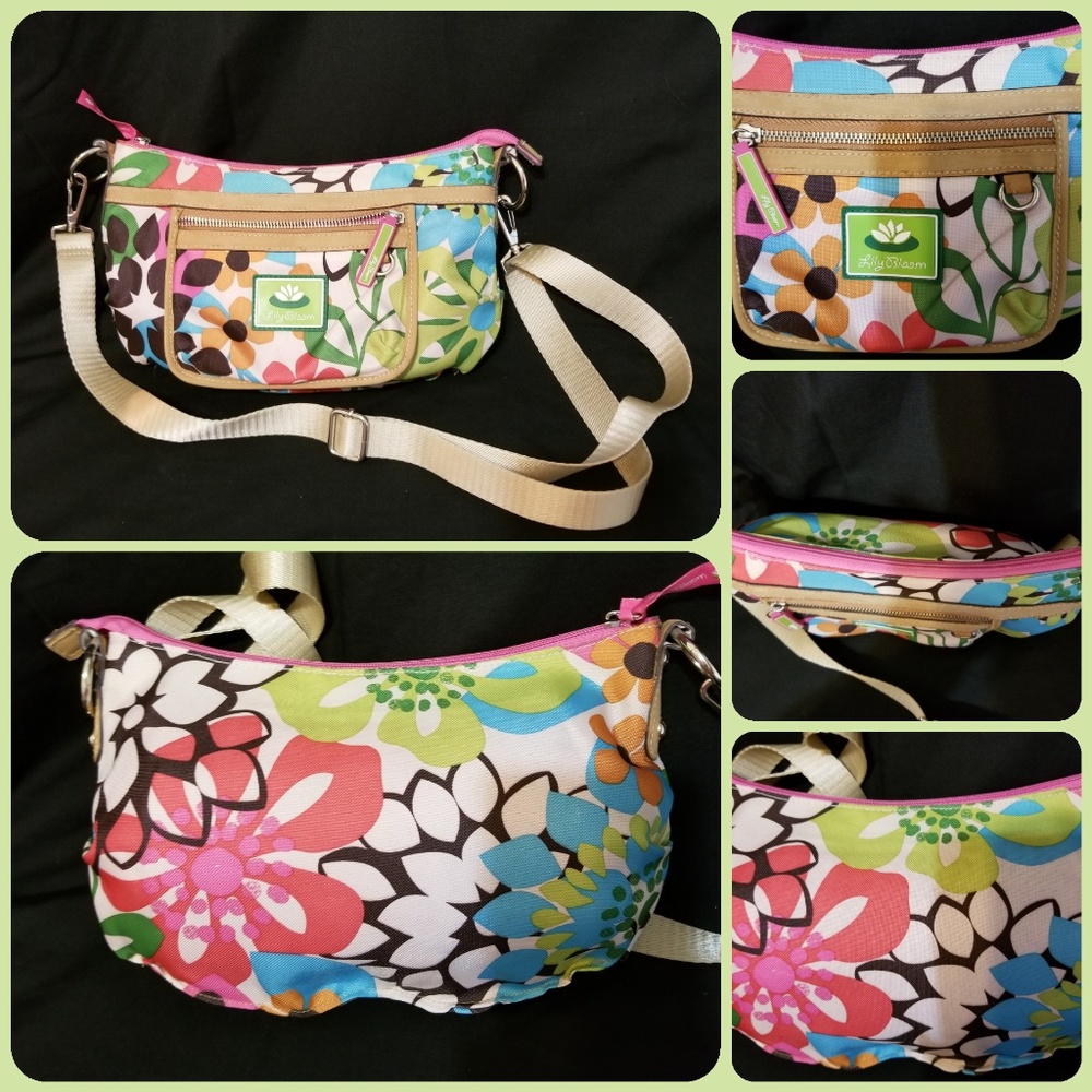 EXCELLENT PRE-OWNED CONDITION LILY BLOOM HANDBAG